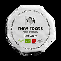 Der neue Soft White von New Roots auf Cashewbasis bringt dir den französischen Camembert Klassiker auf den Teller.