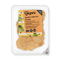 Das vegane Schnitzel Klassik von Veganz ist die richtige Wahl, wenn deine Zeit knapp ist, aber du gerne was Deftiges zum Mittag- oder Abendessen möchtest.