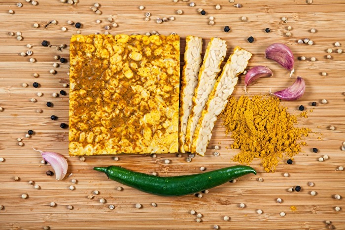 Tempeh Curry von Tempehmanufaktur günstig im Veganshop bei kokku-online.de bestellen.