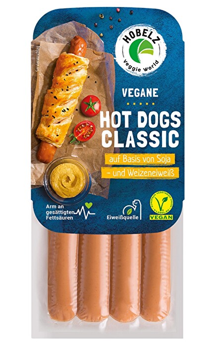 Die klassischen Hot Dogs von Hobelz eignen sich mit ihrer milden Würze fürs Hot Dog-Brötchen, aber auch als Einlage in Eintöpfen und Suppen oder zu Pfannengerichten.