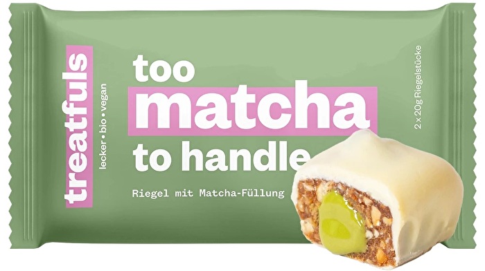 Der Cashew Matcha Gefüllte Riegel von treatfuls kommt richtig exotisch daher