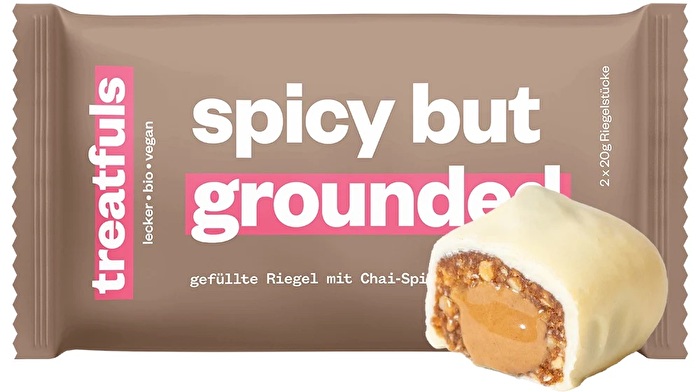 Der Haselnuss Chai Gefüllte Riegel von treatfuls ist der perfekte vegane Schokoriegel für die Wintersaison!