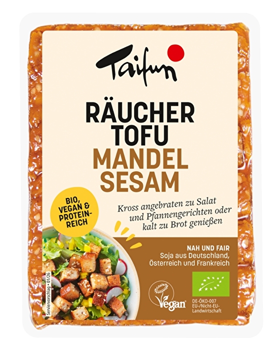 Normaler Tofu ist euch zu fade? Dann probiert doch einmal den geräucherten Tofu mit Mandeln und Sesam von Taifun!