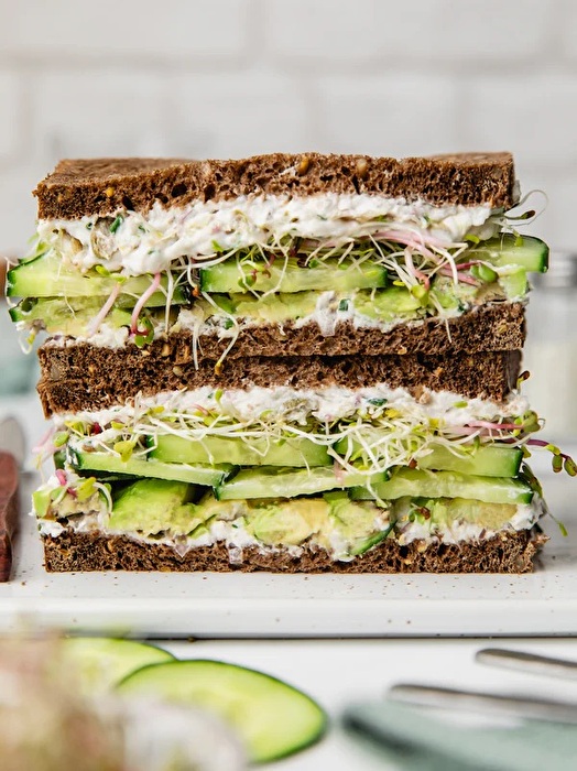 Dank seiner zart cremigen Konsistenz ist er mannigfaltig einsetzbar.