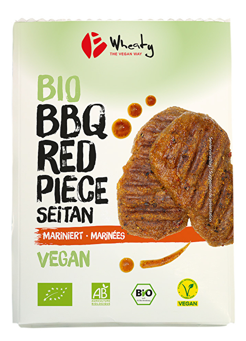 Das Grillstück BBQ Red Piece Bio von Wheaty auf Seitanbasis sorgt für einen intensiven Grillgenuss.